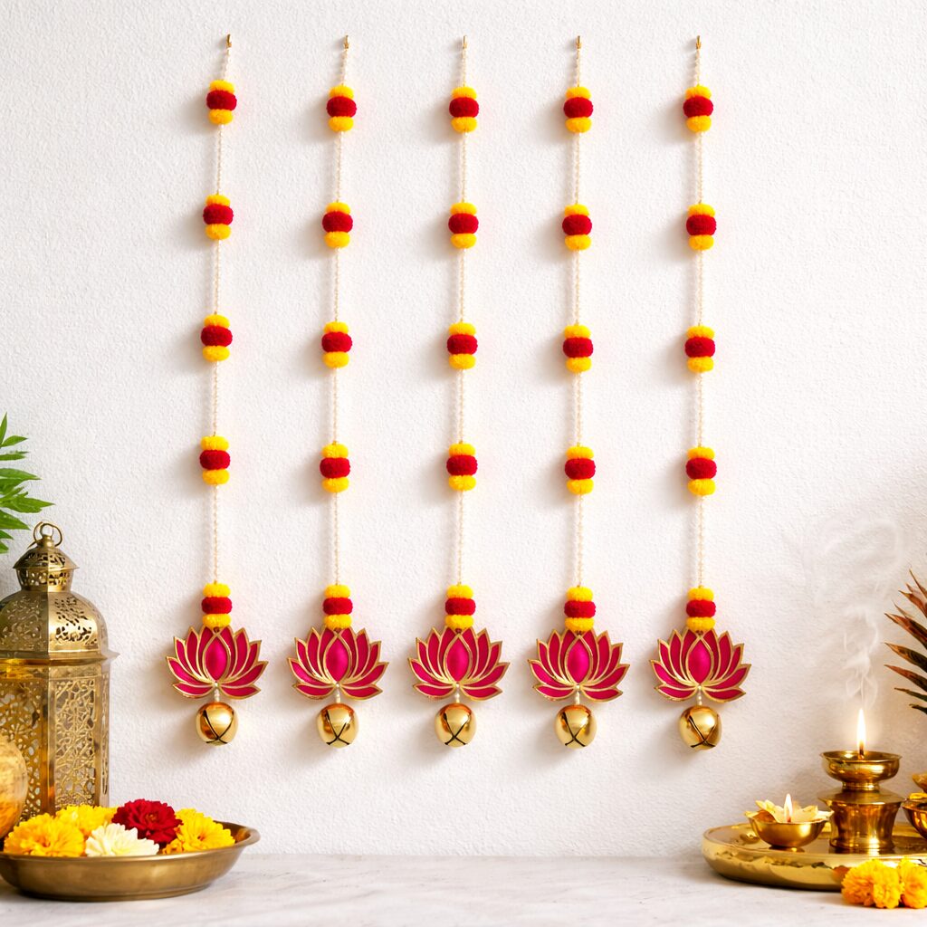 Fabdecor Artisanal Festive Hanging #31 (Set of 6)