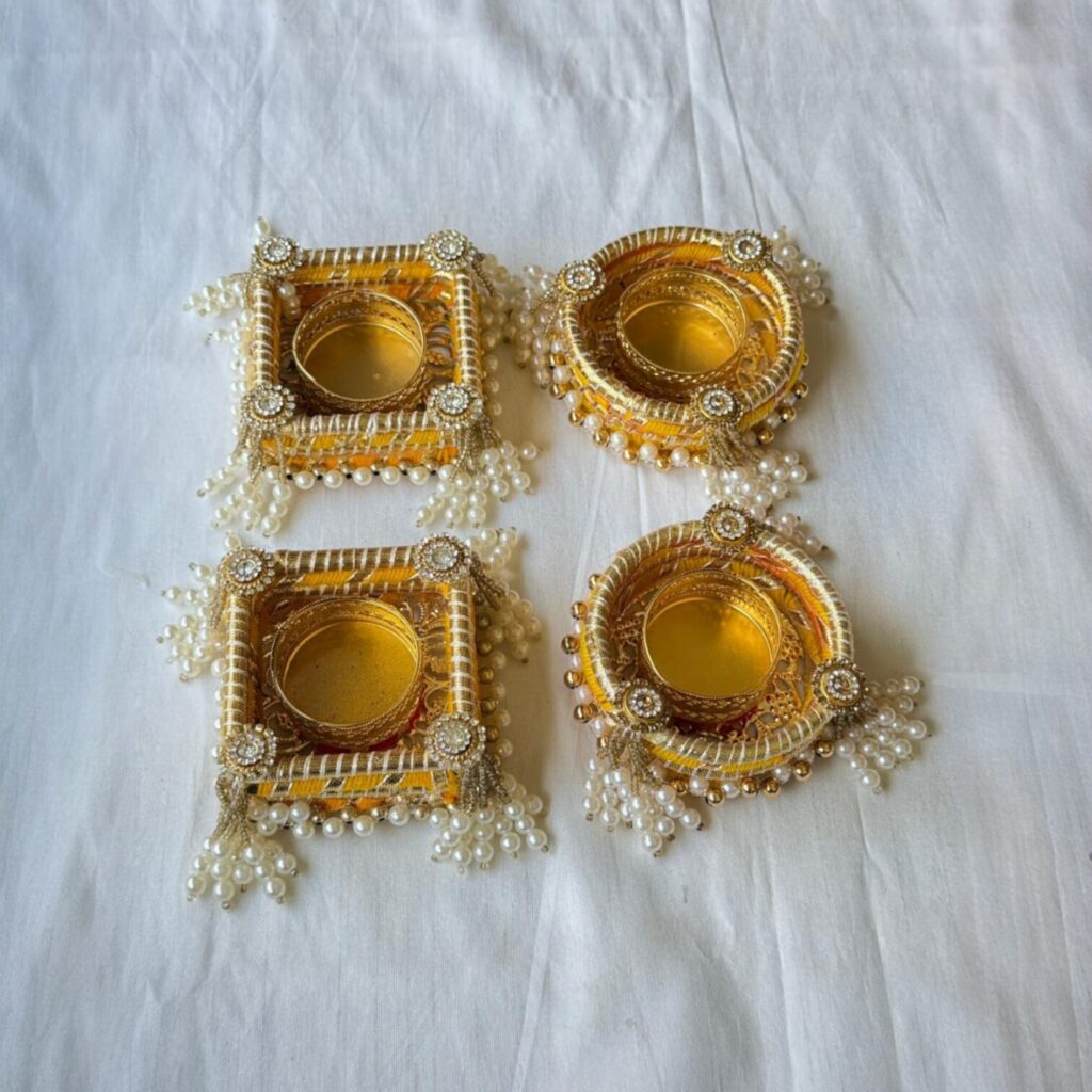 Fabdecor Artisanal Festive Candle Holder #13 (Pack of 2)