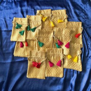 Fabdecor Artisanal Festive Batwa # 5