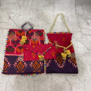 Fabdecor Artisanal Festive Batwa # 1